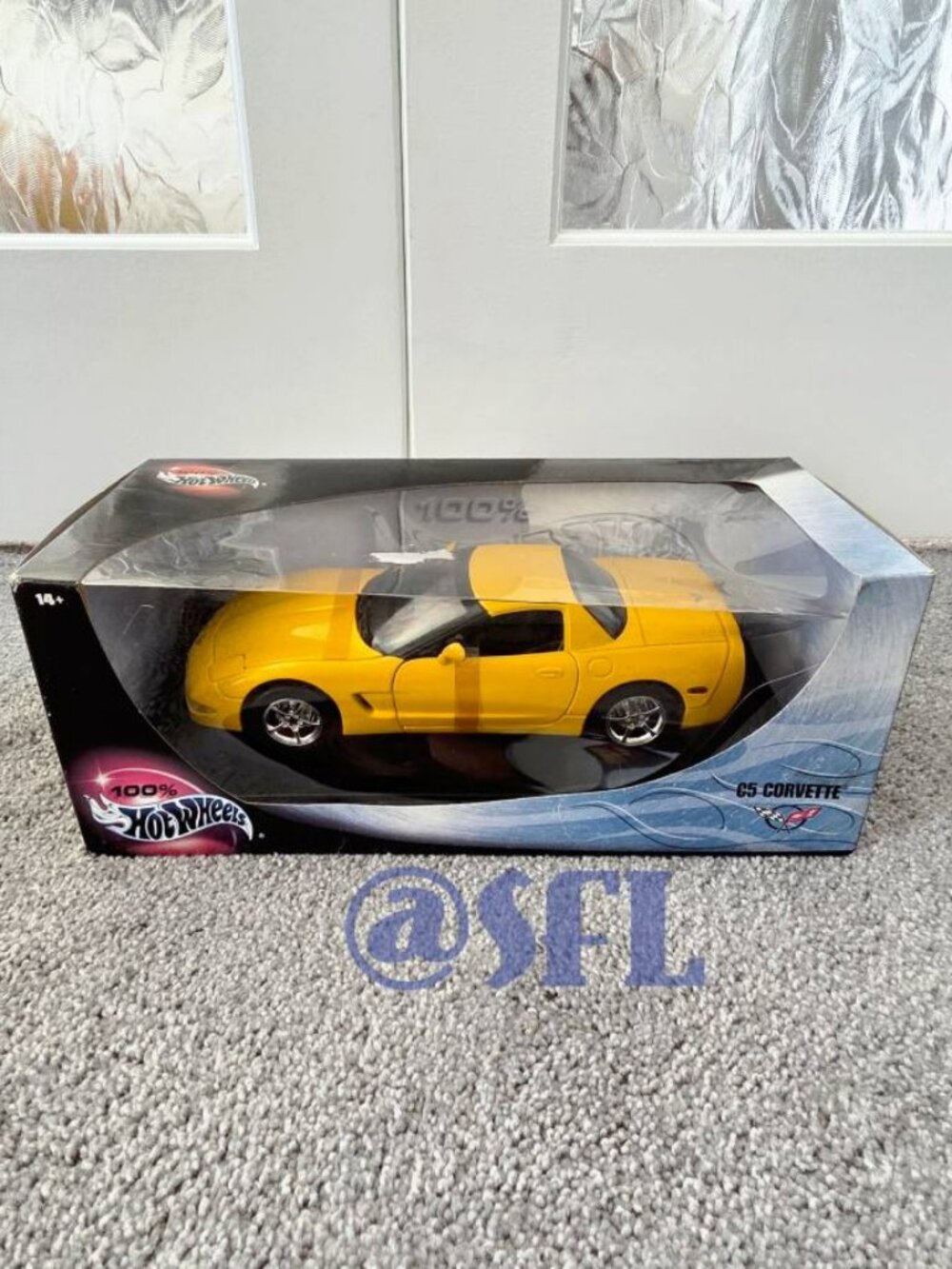 100% HOT WHEELS 1:18 YELLOW 2000 C5 Corvette Hardtop Diecast New In Box Sealed